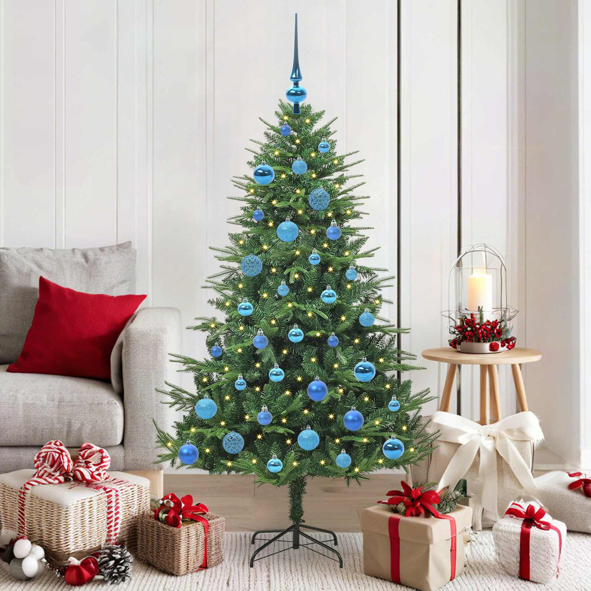 Künstlicher vorbeleuchteter Weihnachtsbaum mit Kugelset Grün