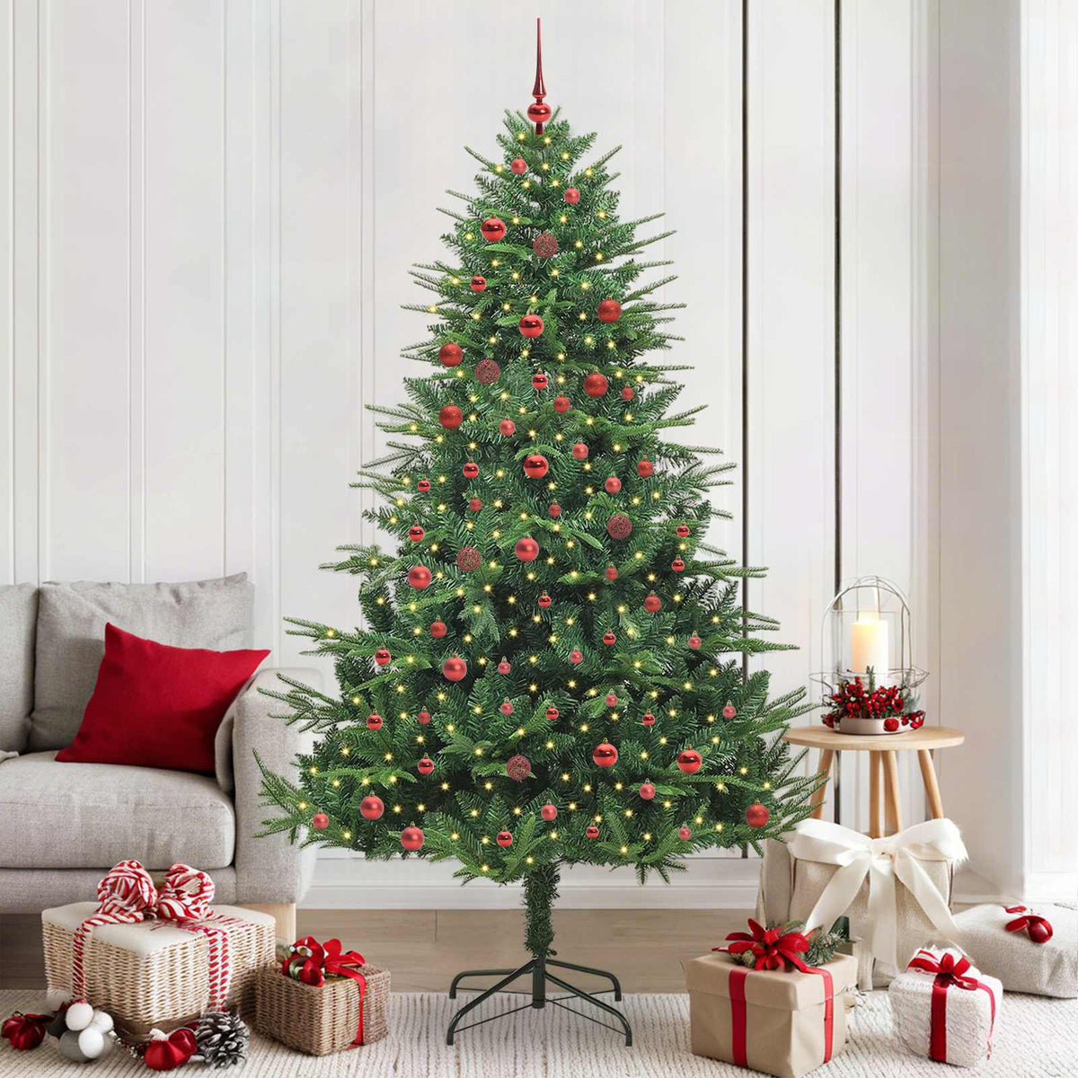 Künstlicher vorbeleuchteter Weihnachtsbaum mit Kugelset Grün