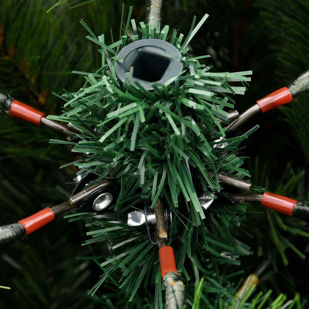 Künstlicher schwenkbarer Weihnachtsbaum mit flockigem Schnee