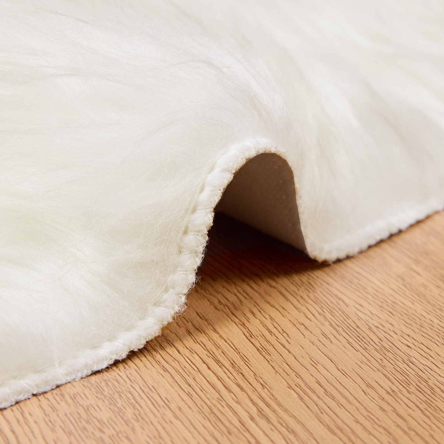 Teppich aus Kunstschaffell TAFALLA Weiß Ø 200 cm Polyester