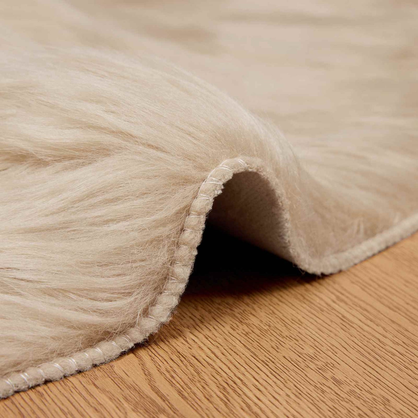 Teppich aus Kunstschaffell TAFALLA Beige Ø 120 cm Polyester