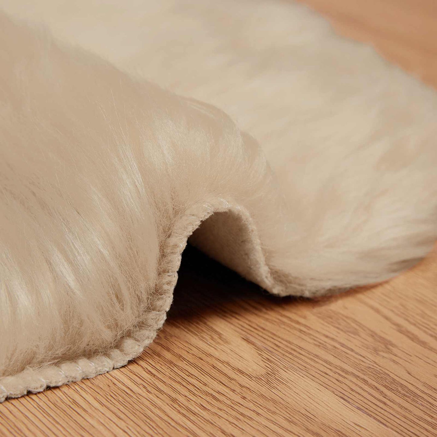 Teppich aus Kunstschaffell TAFALLA Beige 60 x 90 cm Polyester