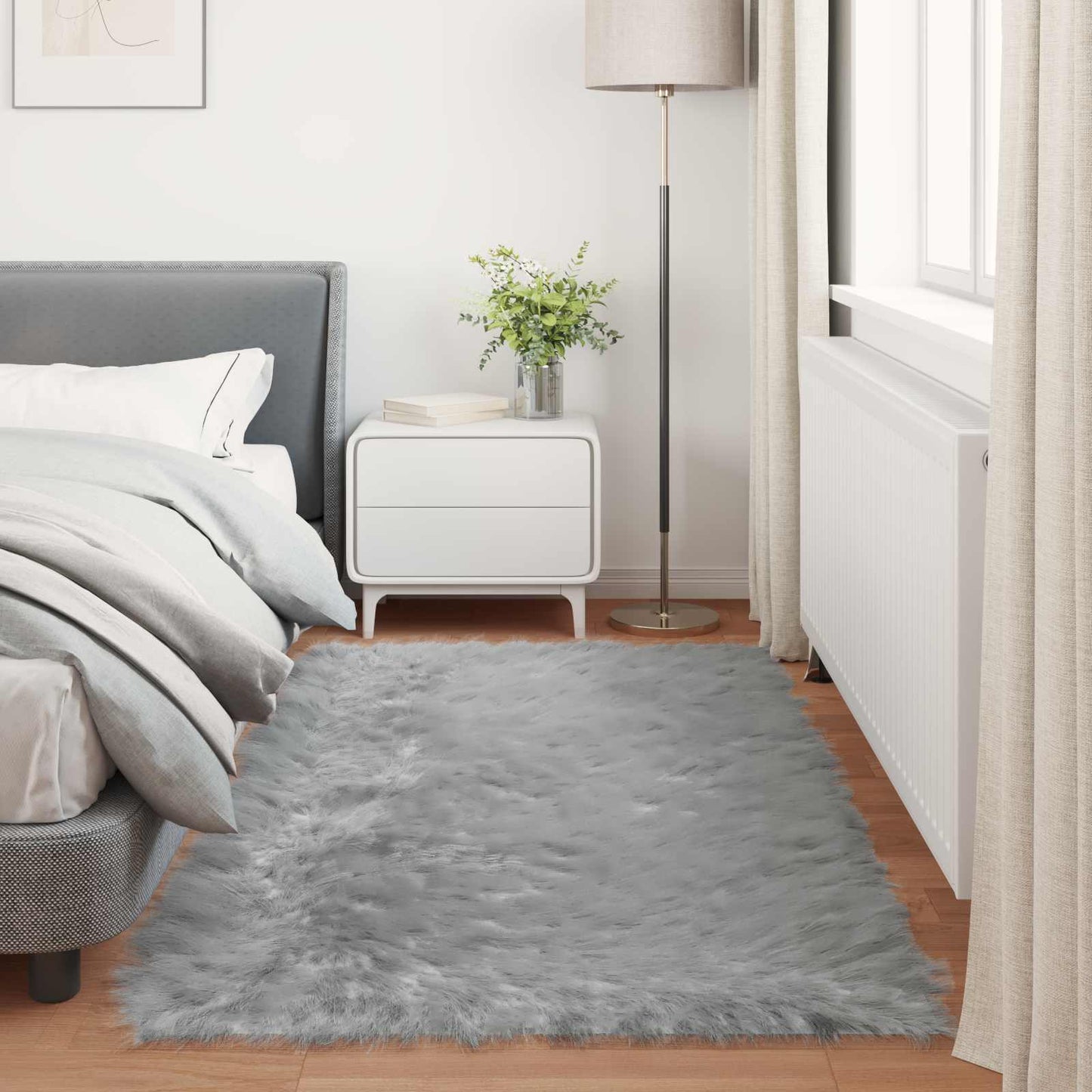 Teppich aus Kunstschaffell TAFALLA Grau 100 x 200 cm Polyester