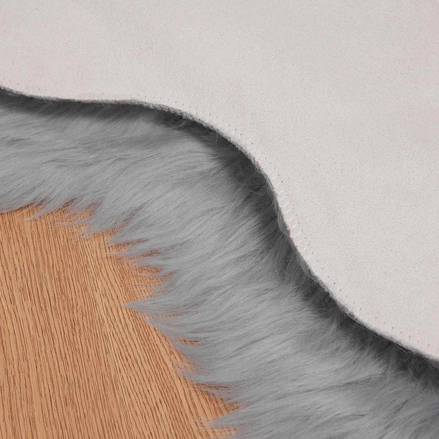 Teppich aus Kunstschaffell TAFALLA Grau 60 x 90 cm Polyester