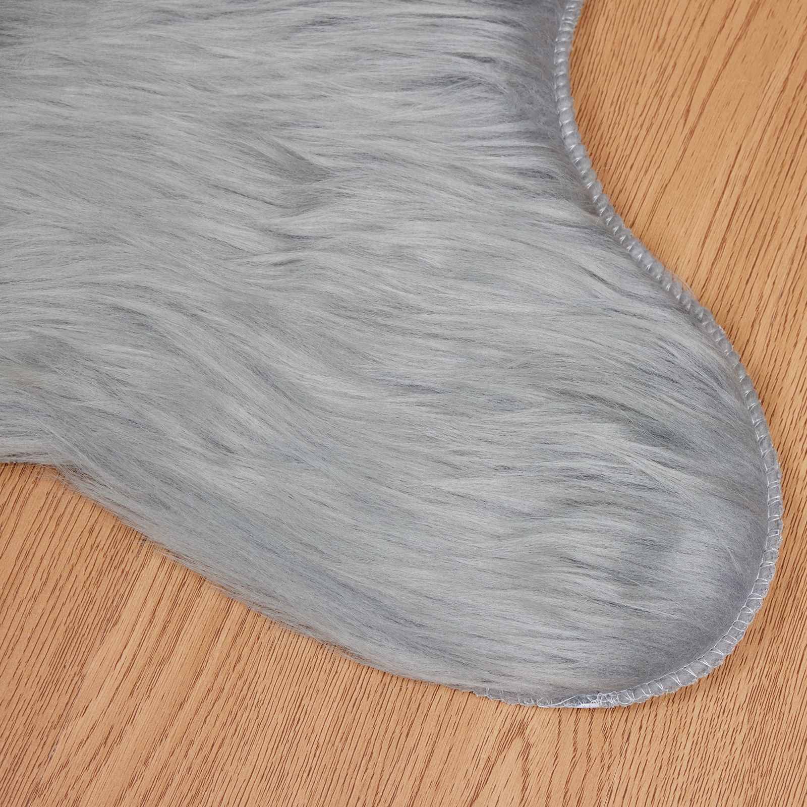 Teppich aus Kunstschaffell TAFALLA Grau 60 x 90 cm Polyester