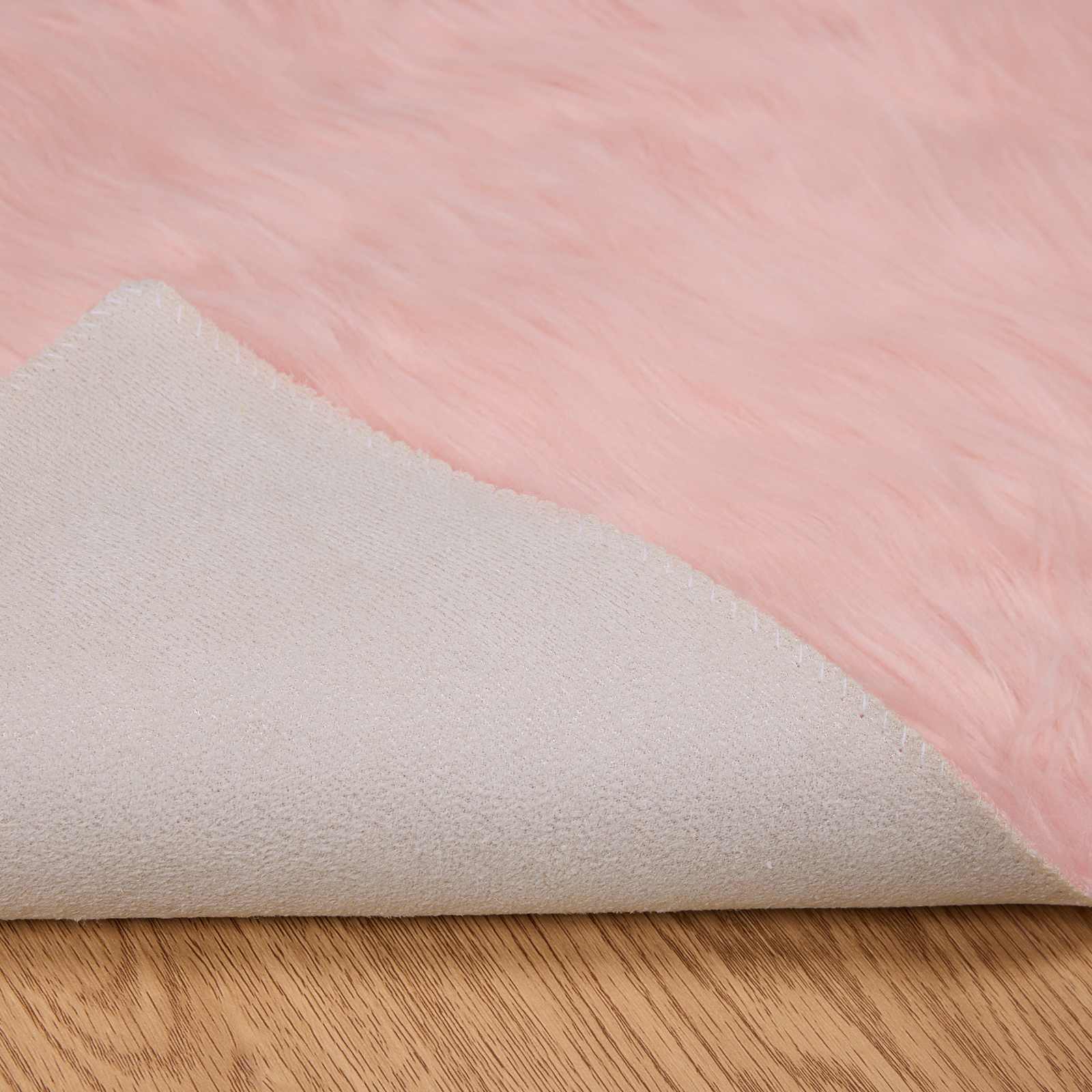 Teppich aus Kunstschaffell TAFALLA Rosa 160 x 230 cm Polyester