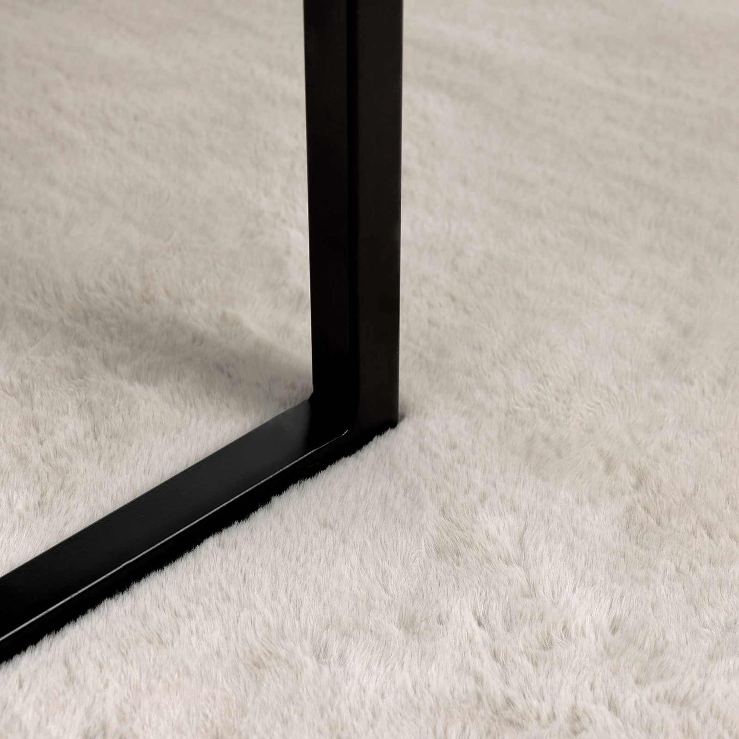 Rutschfester Teppich aus Kunstkaninchenfell OLITE Beige