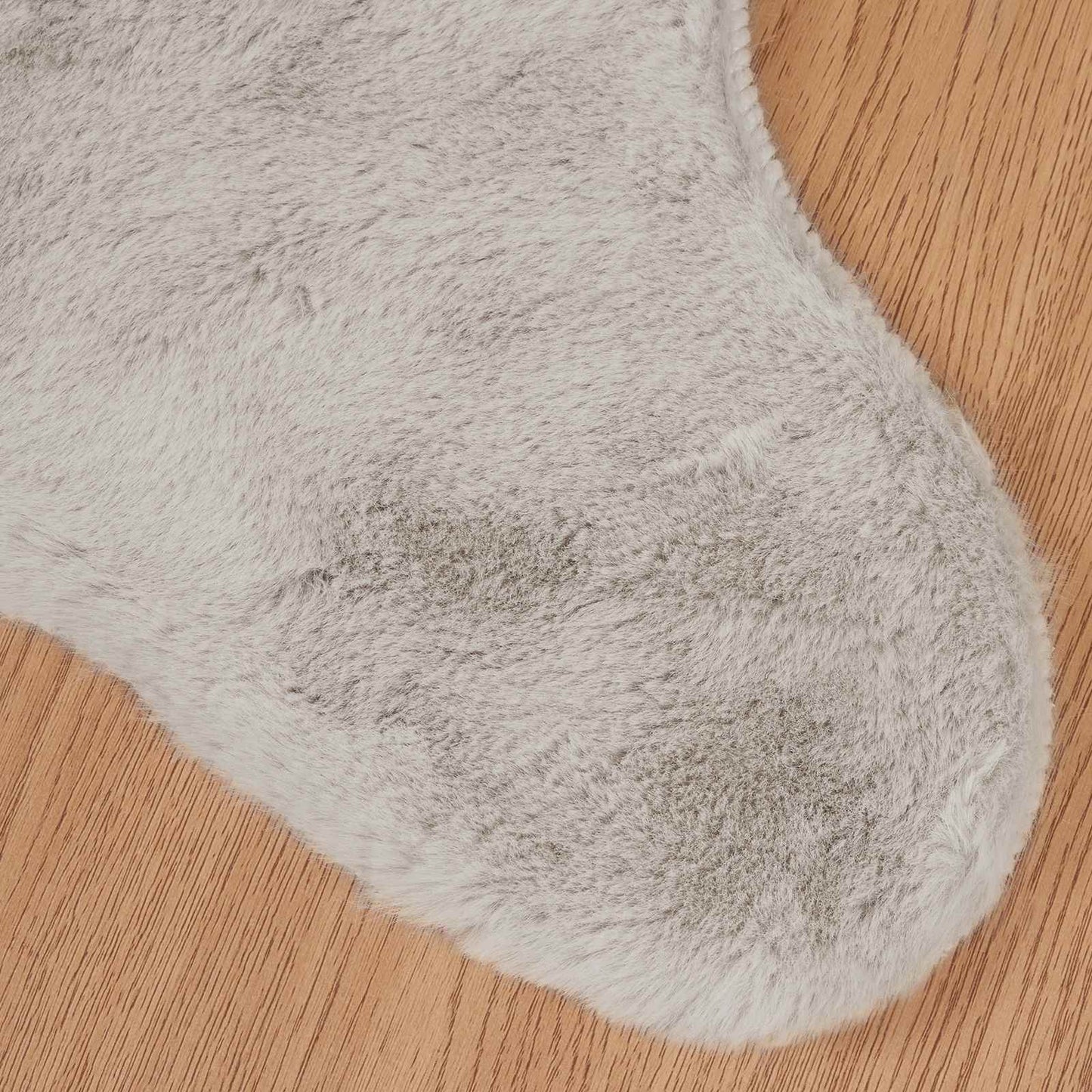 Rutschfester Teppich aus Kunstkaninchenfell OLITE Beige