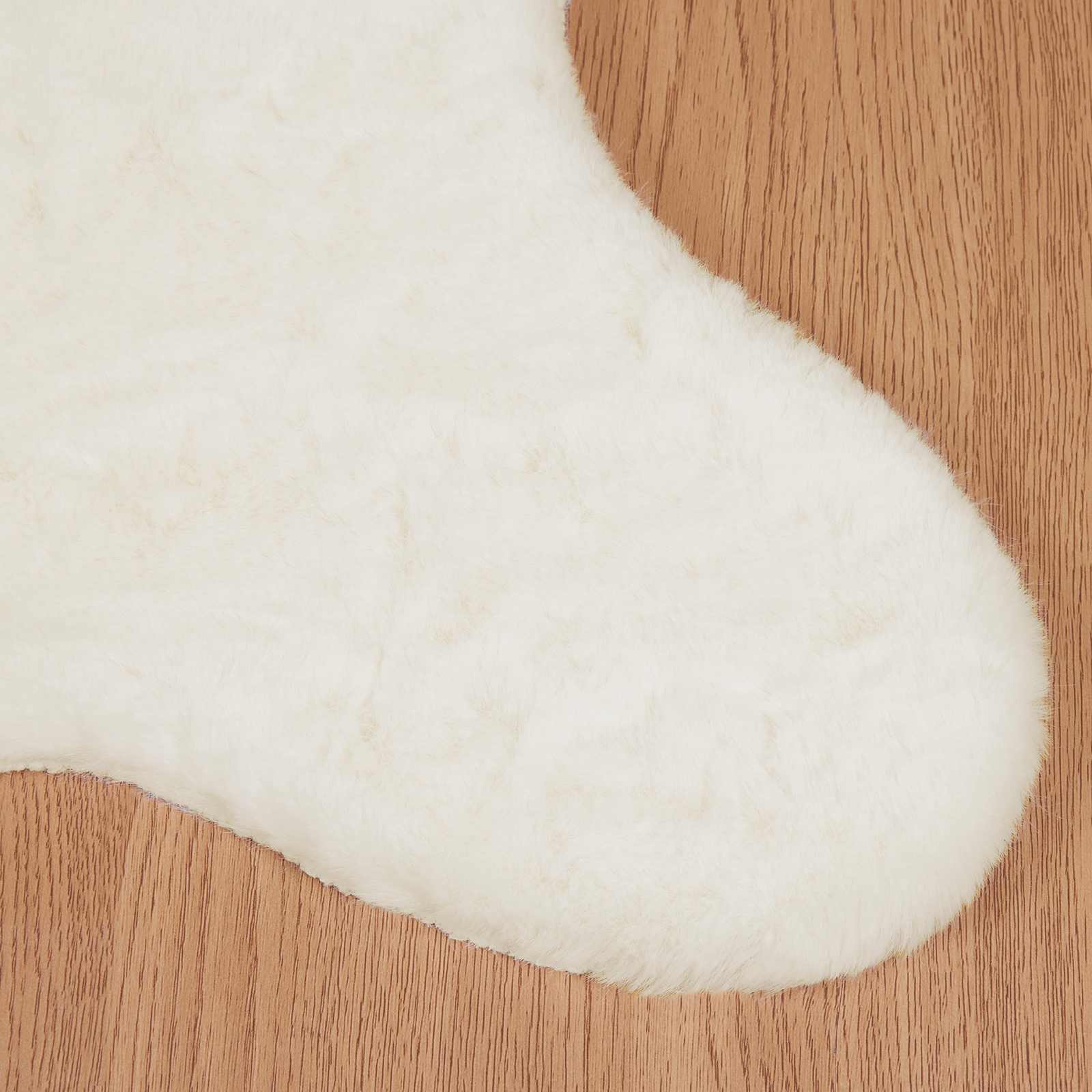 Rutschfester Teppich aus Kunstkaninchenfell OLITE Creme
