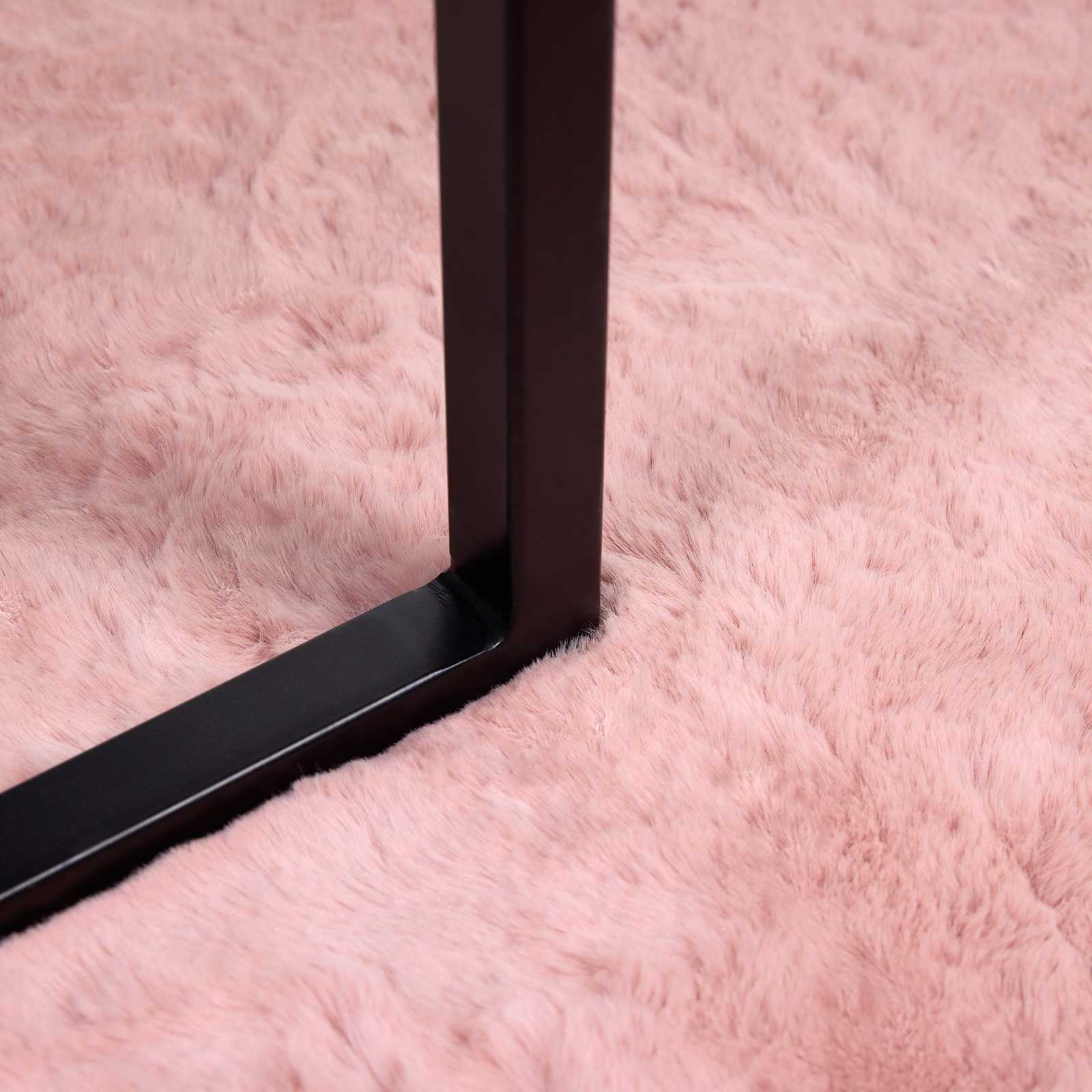 Rutschfester Teppich aus Kunstkaninchenfell OLITE Rosa