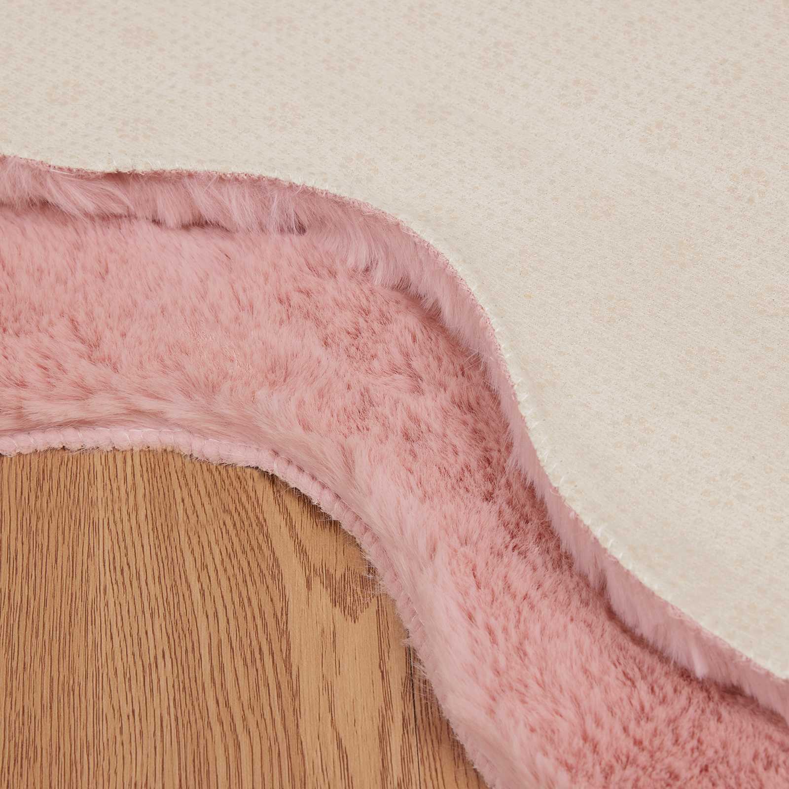 Rutschfester Teppich aus Kunstkaninchenfell OLITE Rosa