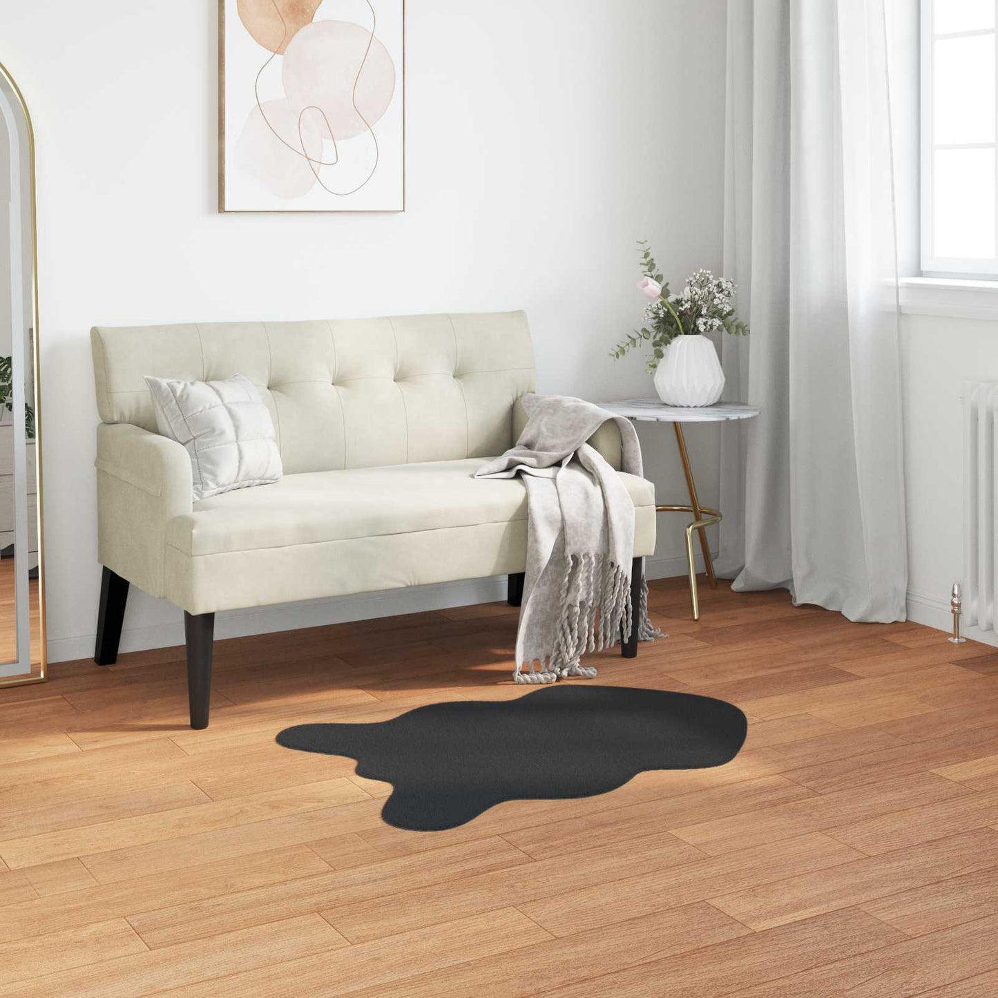 Rutschfester Teppich aus Kunstkaninchenfell OLITE Schwarz