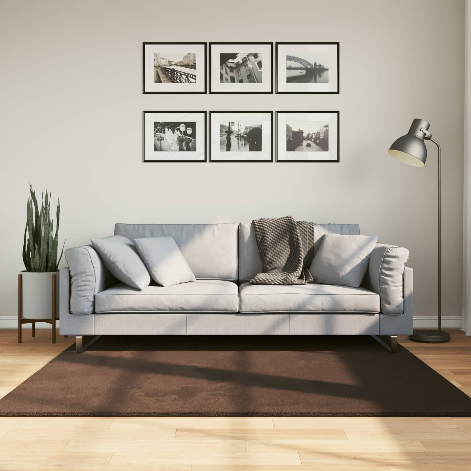 Mittlerer Flor weicher und waschbarer Teppich HUARTE Braun