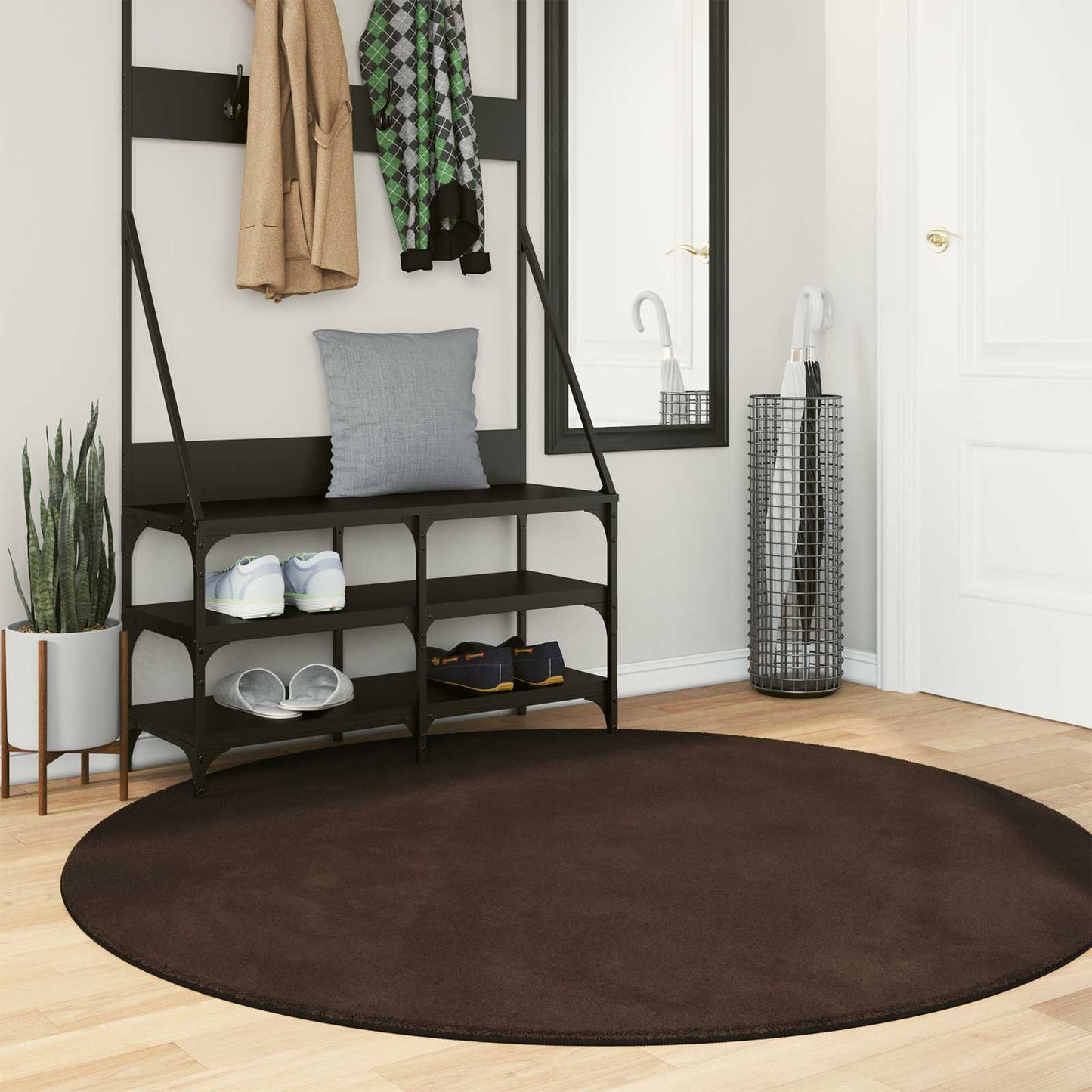 Mittlerer Flor weicher und waschbarer Teppich HUARTE Braun
