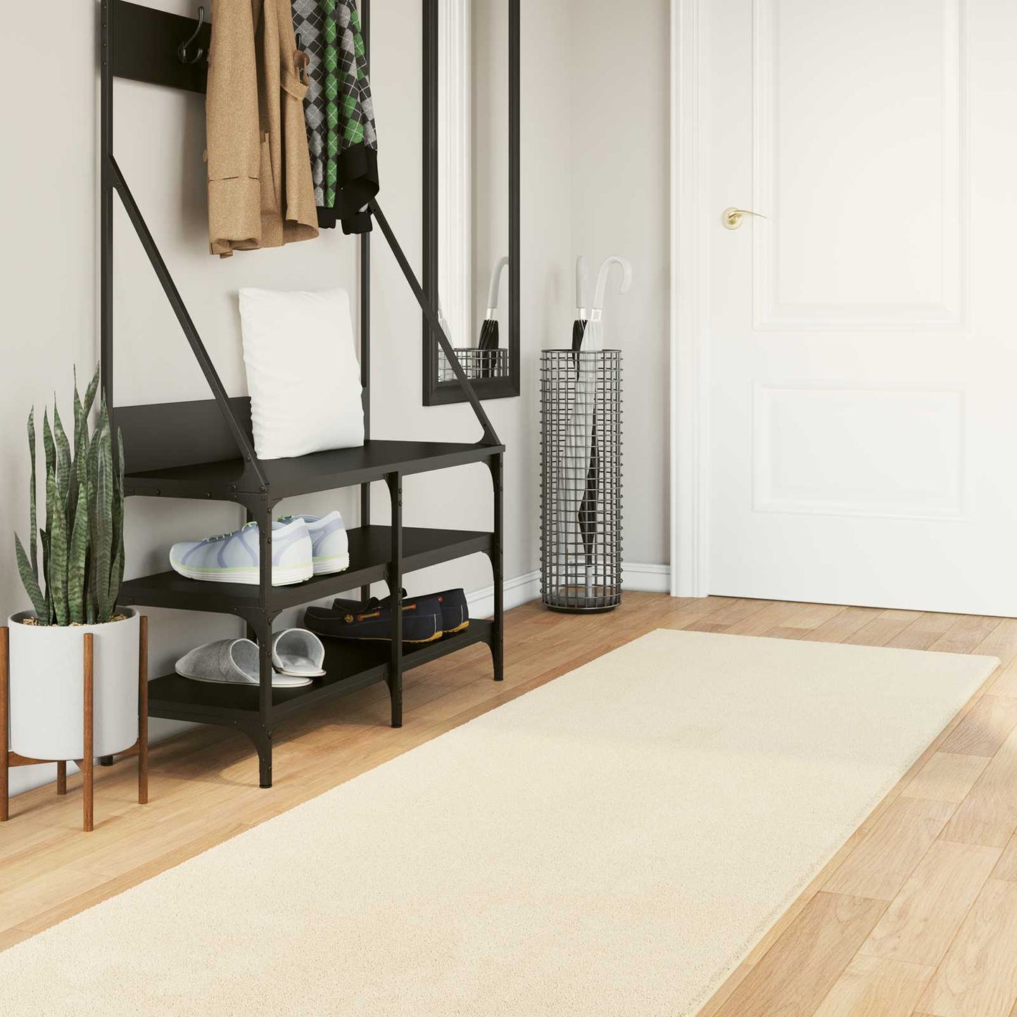 Mittlerer Flor weicher und waschbarer Teppich HUARTE Creme