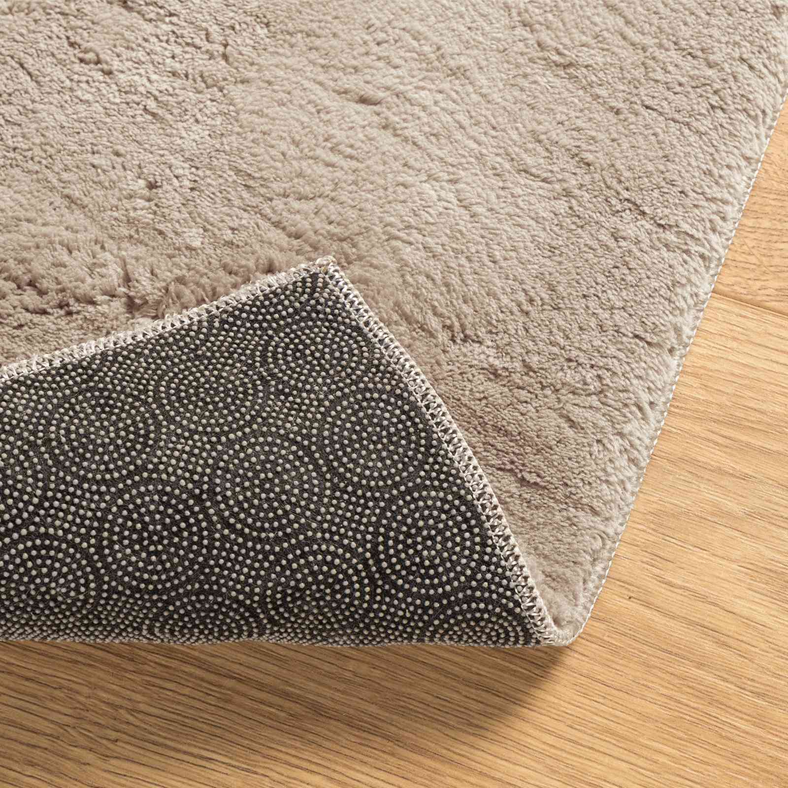 Mittlerer Flor weicher und waschbarer Teppich HUARTE Sand
