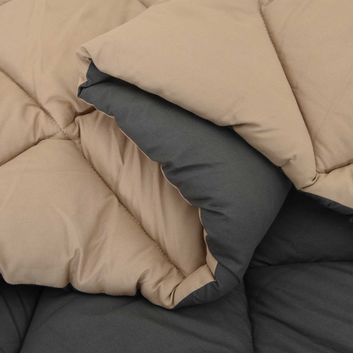 Ganzjahresbettdecke Anthrazit und Taupe 200 x 200 cm Microfiber