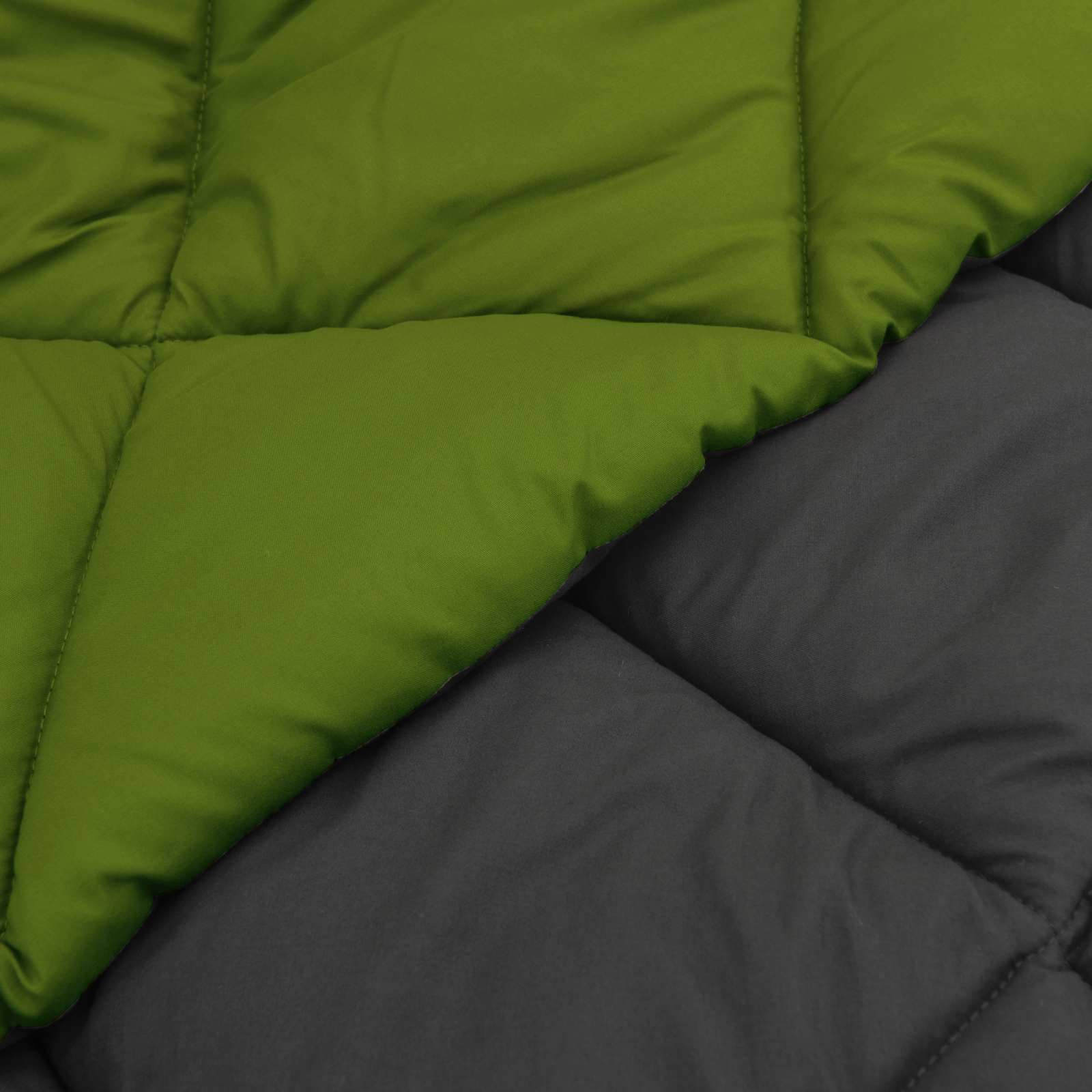 Winterbettdecke 200 x 220 cm 450 g/m² Grün und Anthrazit