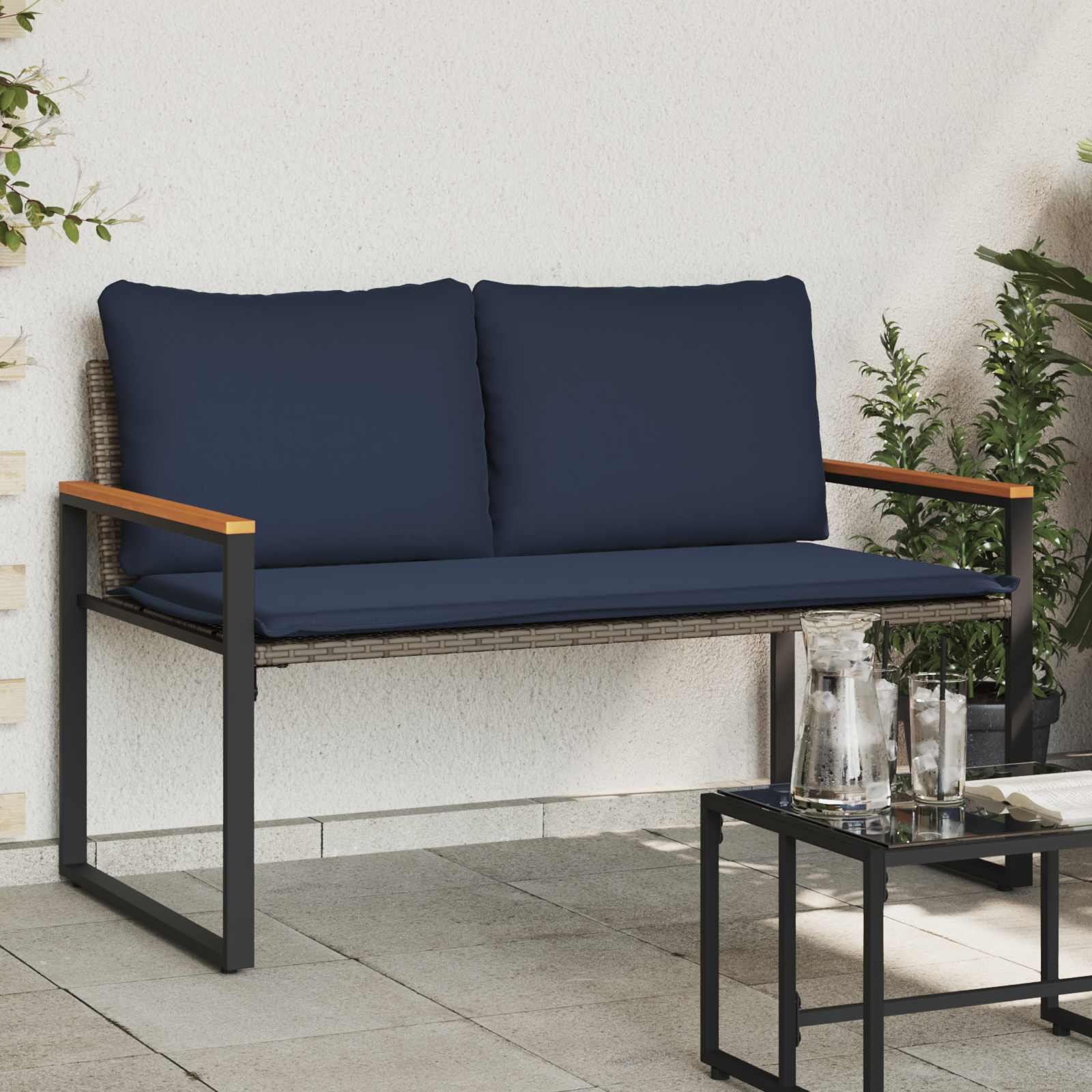Bank mit Kissen Grau und Marineblau 115 x 65 x 72 cm Rattan
