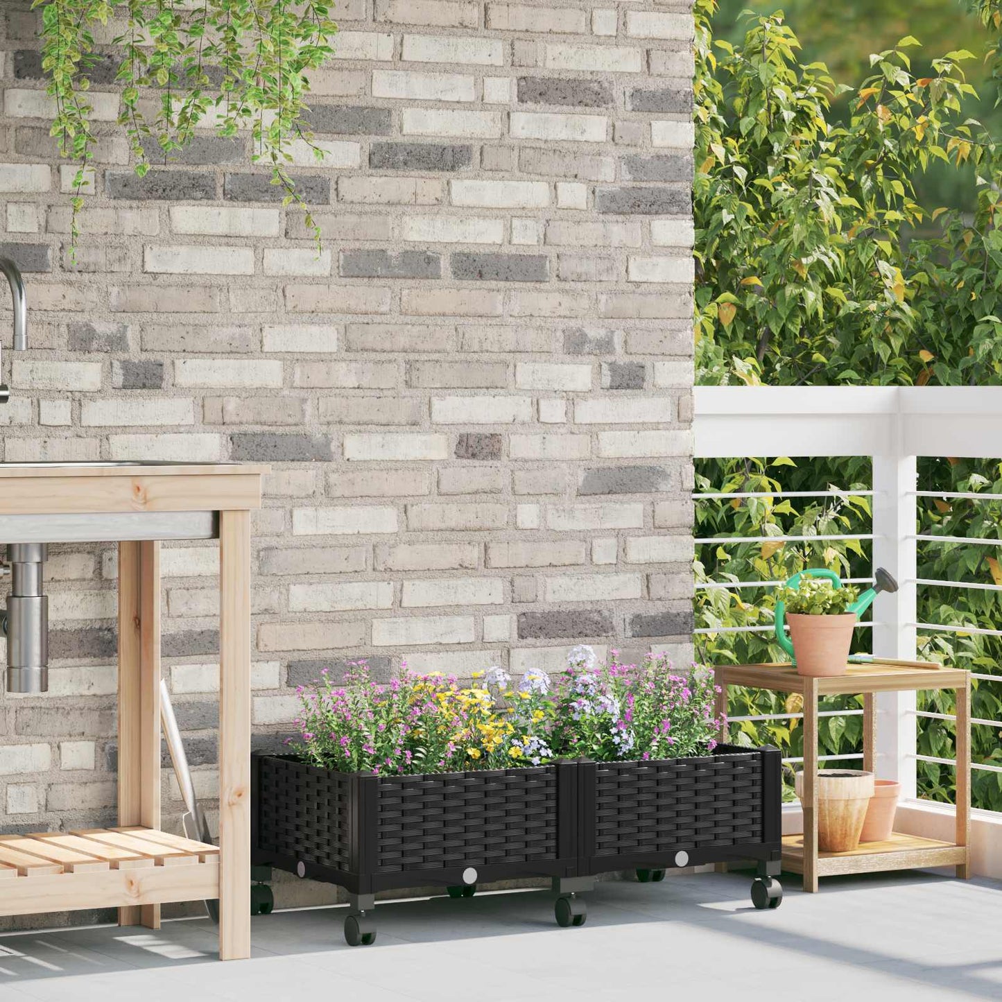 Gartenpflanzer mit Rädern Schwarz 80 x 40 x 29 cm PP