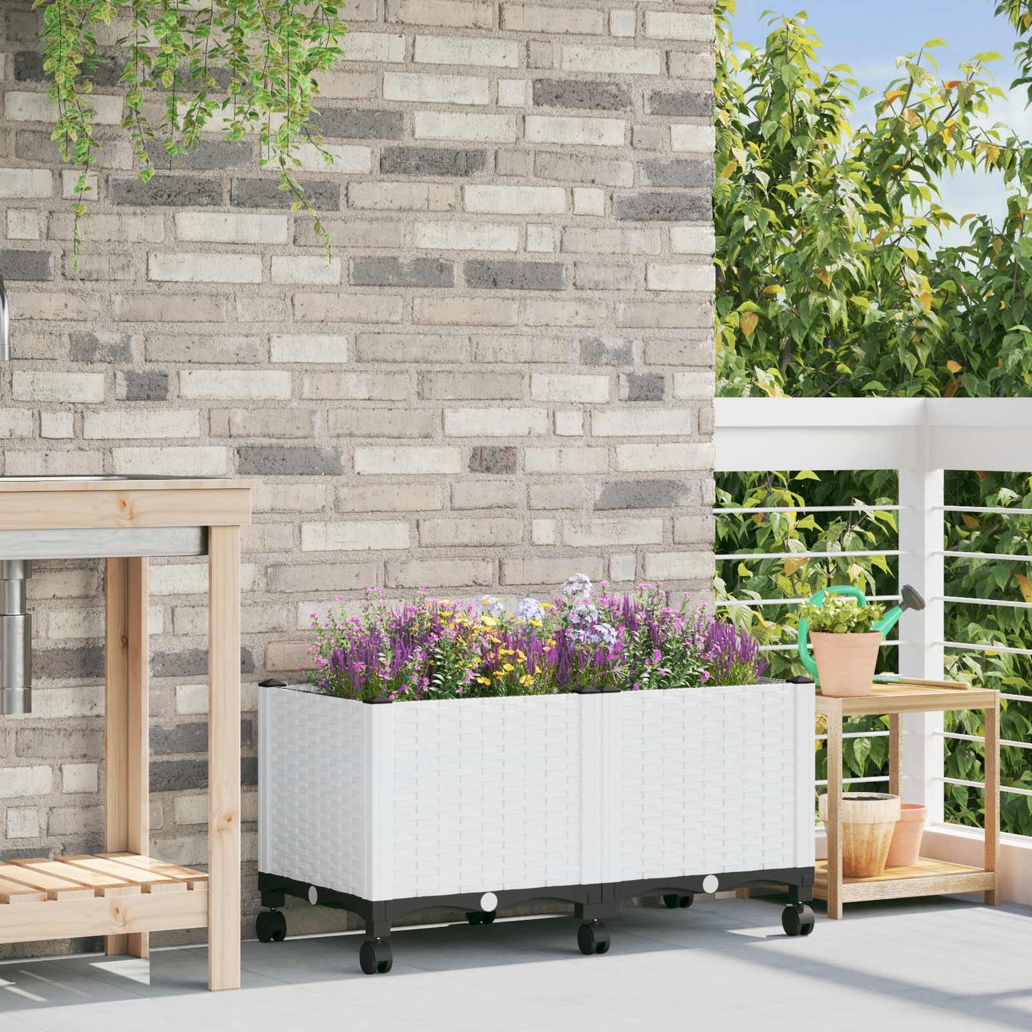 Gartenpflanzer mit Rädern Weiß 80 x 40 x 48 cm PP