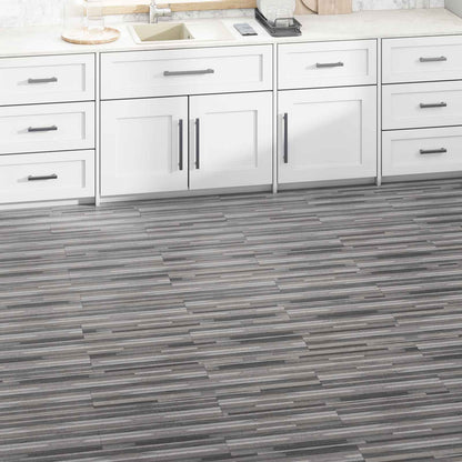 Bodenplanken Gestreiftes Grau 2,51 m² 18 Stk. PVC